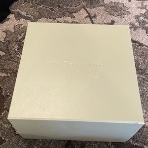 Van Cleef & Arpels Green Box